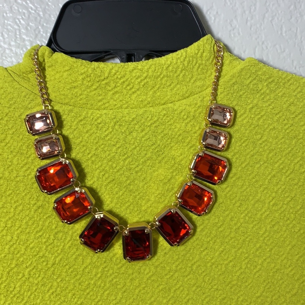 Ombré rectangle stone necklace